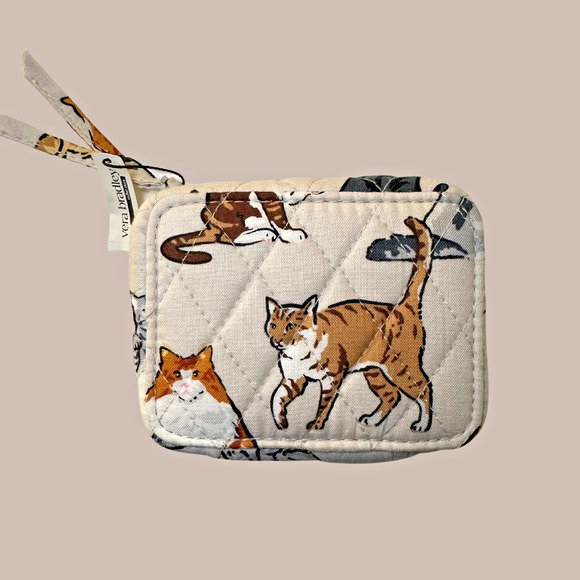 New Vera Bradley Travel Pill Box A Cats Life Beige - Picture 3 of 5